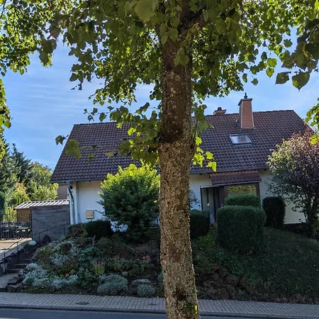 Am Maarberg In * Ulmen