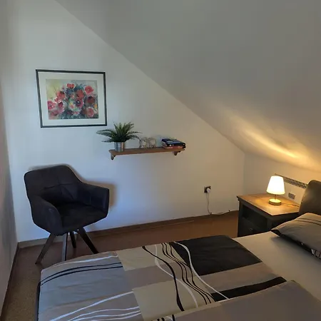 Lägenhet Am Maarberg In